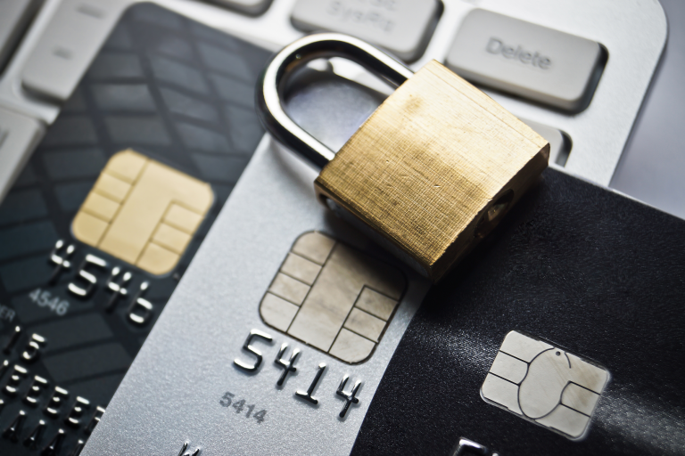 Hacker trapelano i dettagli bancari dei clienti di American Express, Santander e Citibanamex