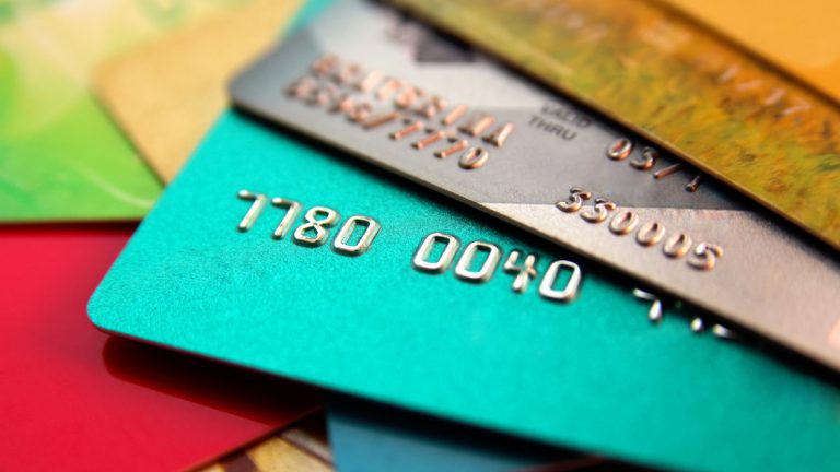 150 mila carte di credito in vendita sui forum del darkweb