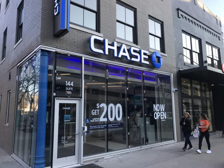 JPMorgan Chase notifica ai clienti la violazione dei dati