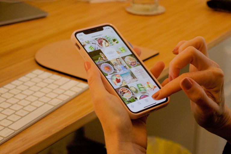 Furto account Instagram, ecco come funziona