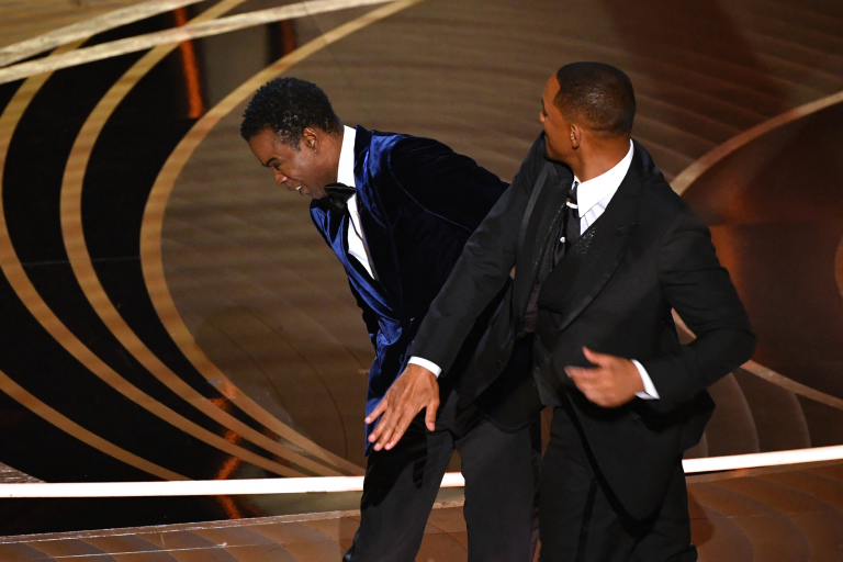 Lo schiaffo di Will Smith diventa una cripto moneta, ma nasconde anche insidiose truffe