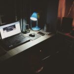 Donna accusata di aver assoldato omicida per i genitori, il dark web come marketplace