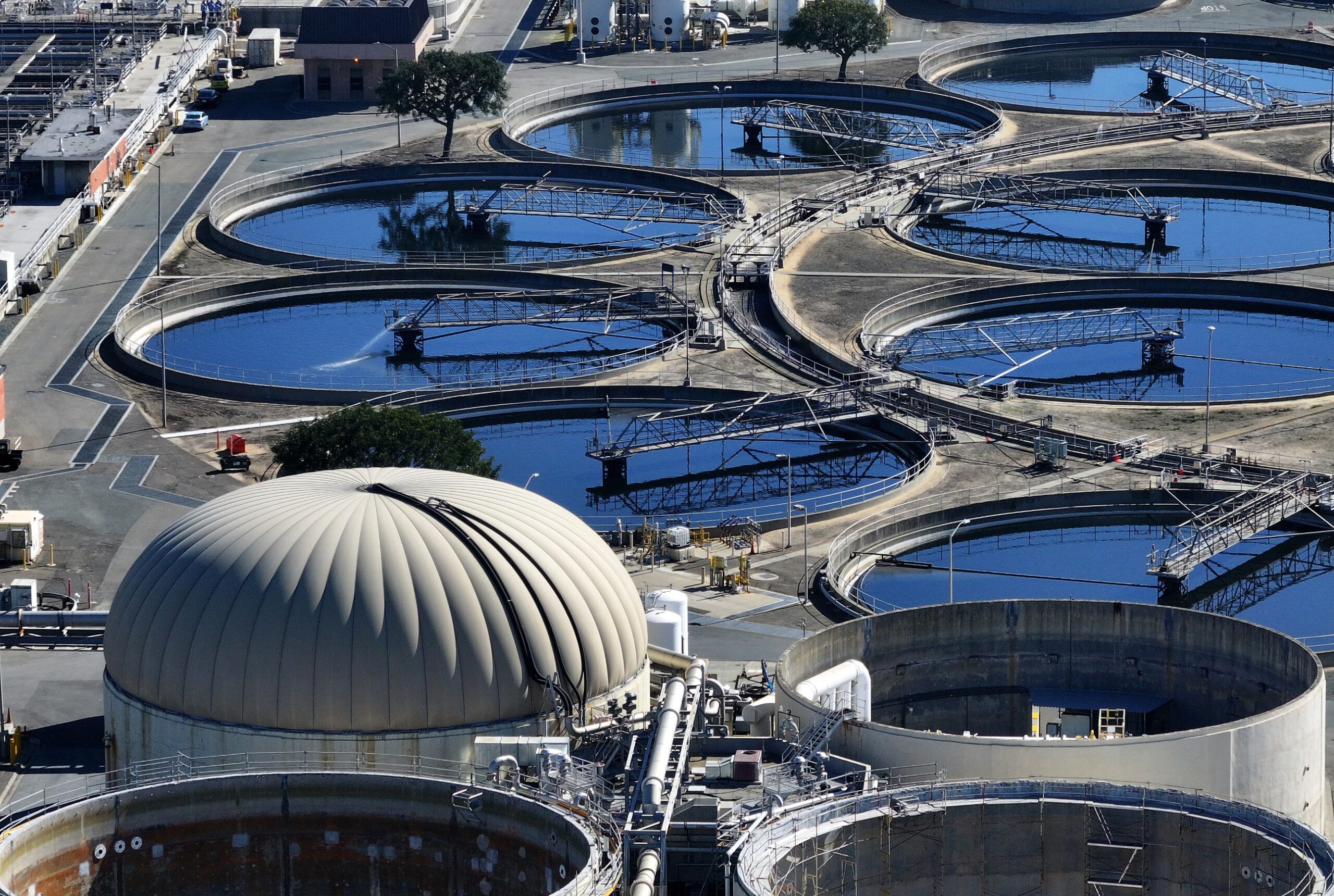 Acqua sotto attacco: come hacker legati all’Iran hanno tentato di contaminare le reti idriche di sette stati USA